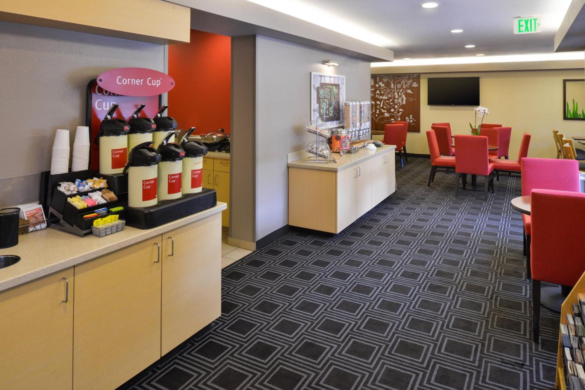 Towneplace Suites By Marriott Las Vegas Henderson Exterior photo